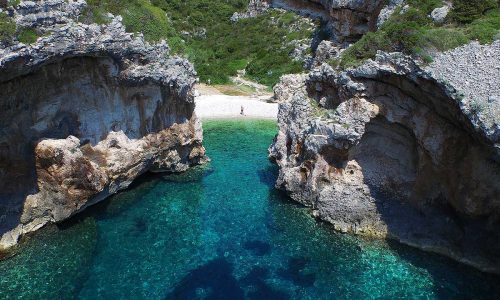 Stiniva Cove